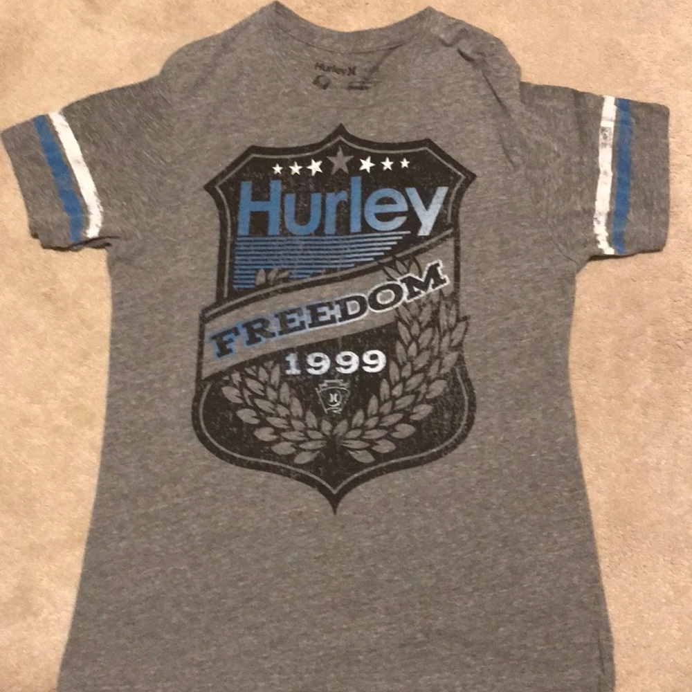 Hurley size large by Buckle